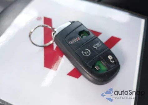 2016 Chrysler 300C из США, поврежденный, VIN 2C3CCAEG1GH190188